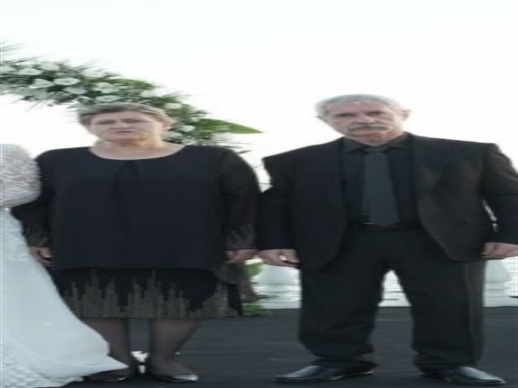 İzmir - Anne, baba ve oğlunun öldürüldüğü olayın faili ailenin küçük çocuğu çıktı