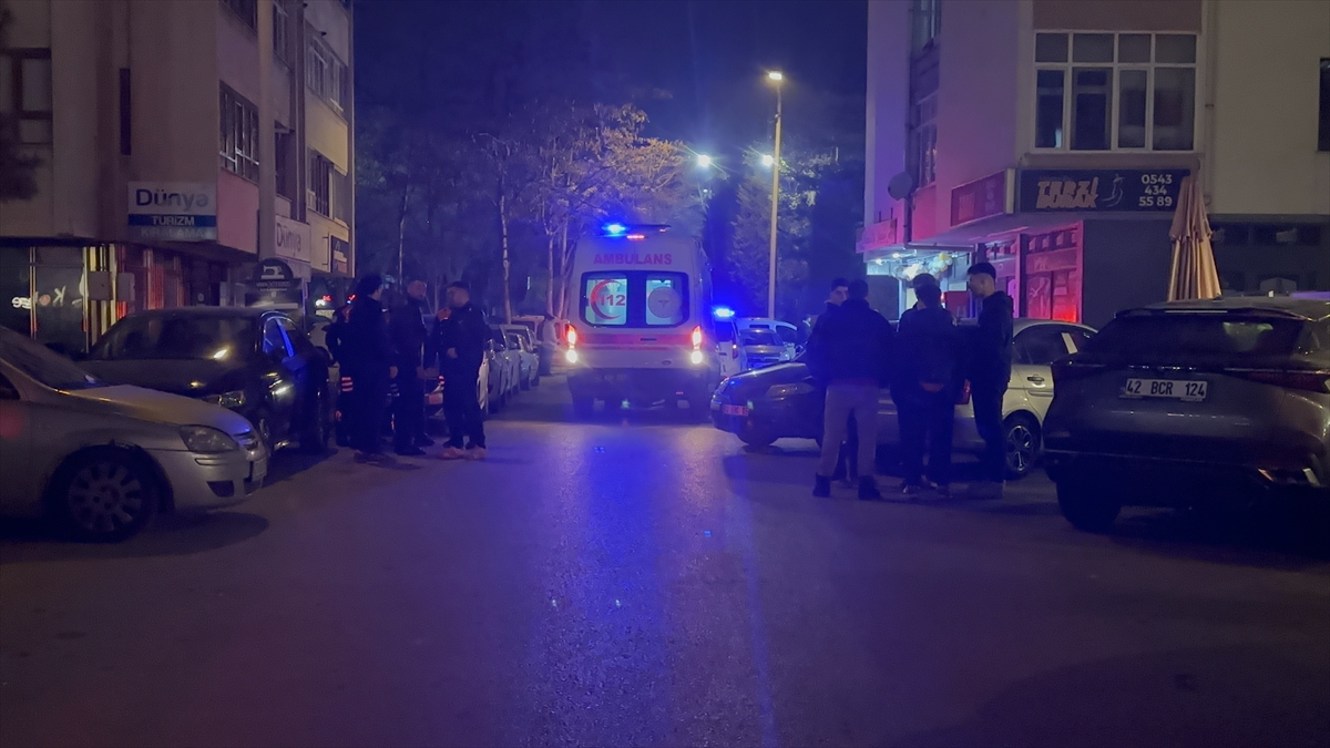 Konya'da silahlı ve bıçaklı kavgada 2 kişi yaralandı