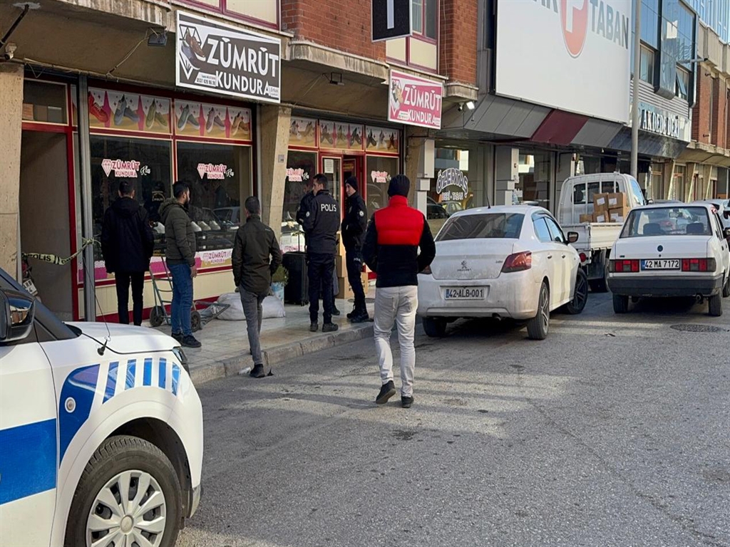 Konyada Husumetlisi tarafından ayağından vuruldu