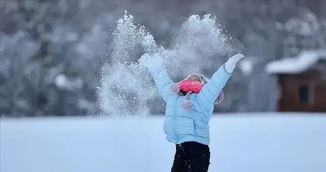 Konya'da Kar Tatili: 17 İlçede Okullara 