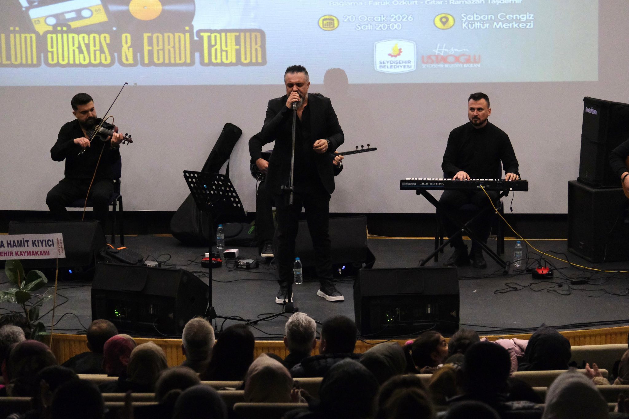 USTALARA SAYGI VE ANMA GECESİNE YOĞUN İLGİ 