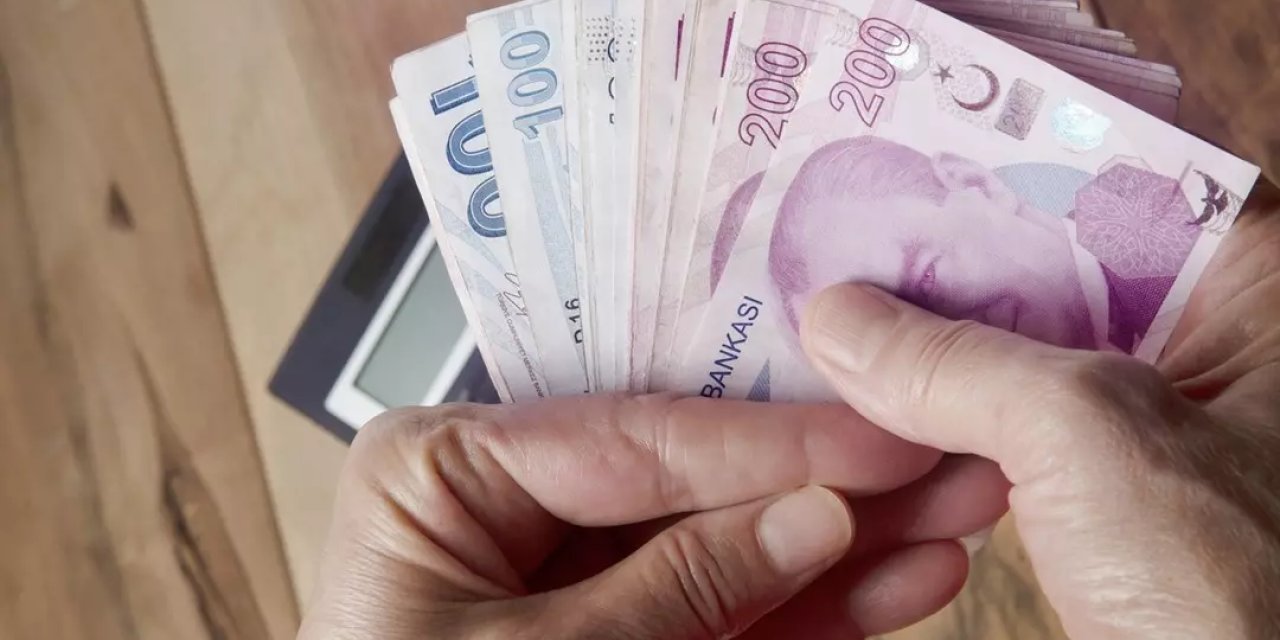 Bakan Işıkhan açıkladı! Emeklilerin zam farkları yarın yatırılacak