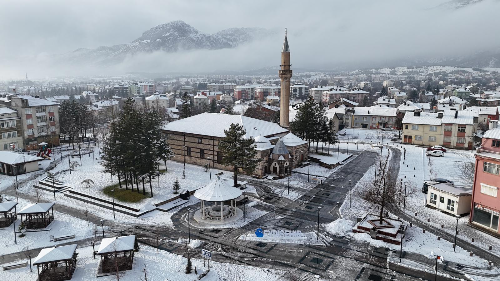 HAFTANIN HUTBESİ :AKRAN İLİŞKİLERİ