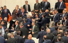 Ankara- İçişleri Bakanı Çiftçi ile Adalet Bakanı Gürlek, TBMM'de yemin etti