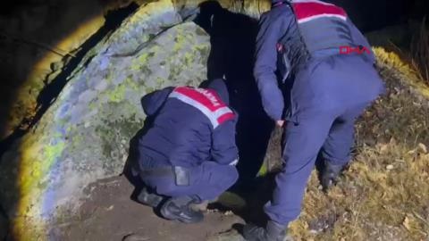 Karaman - Sarnıçta mahsur kalan defineciler, jandarmanın dikkati sayesinde kurtarıldı