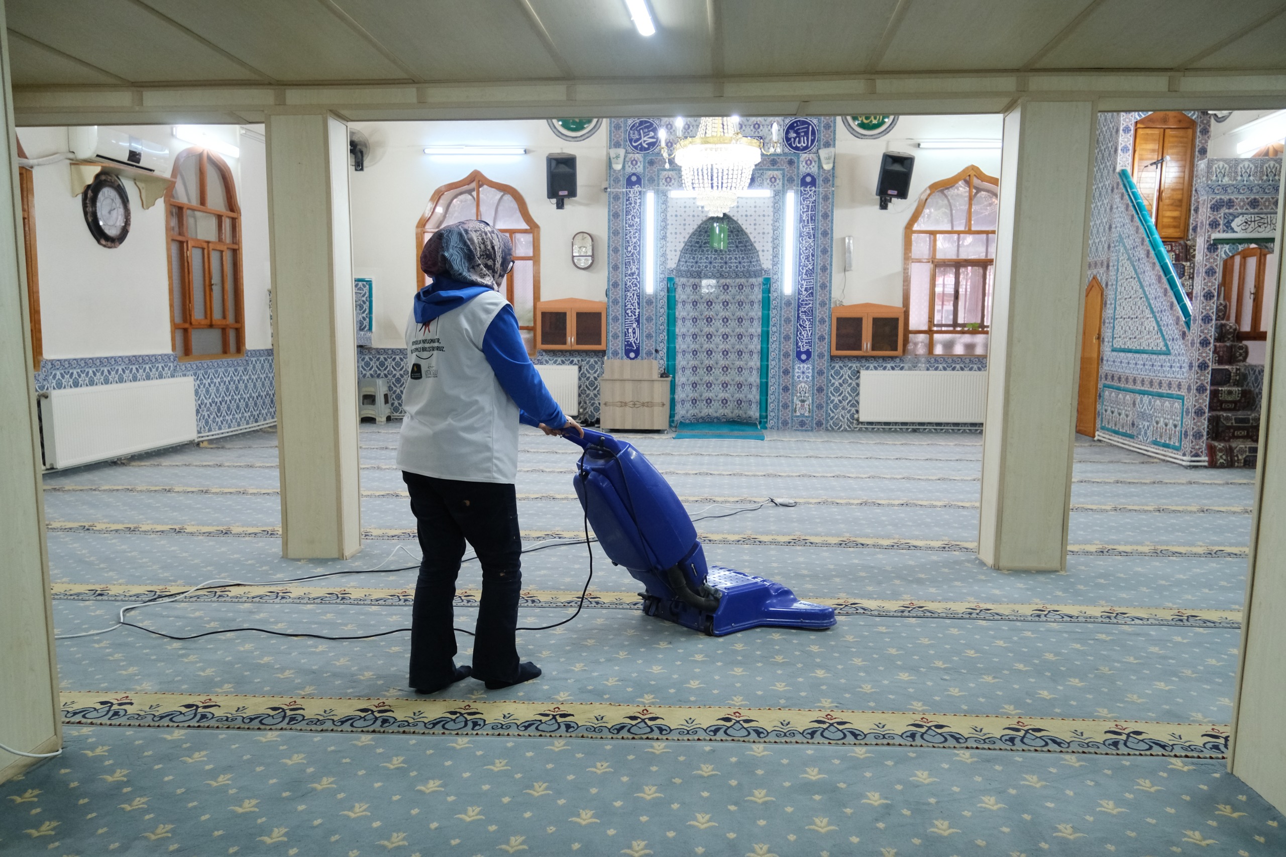 CAMİLERDE RAMAZAN TEMİZLİĞİ