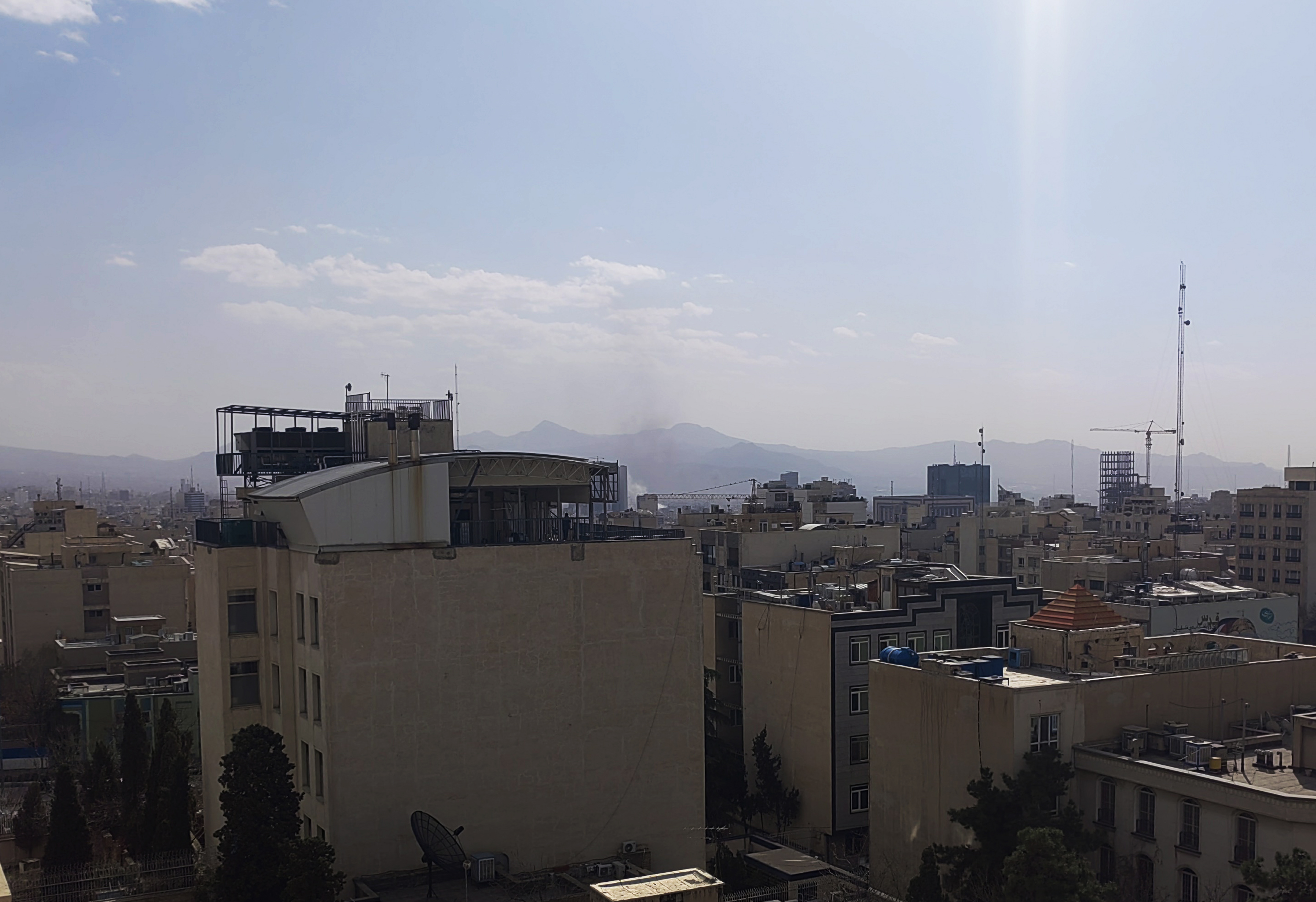 İsrail, İran'a saldırı başlattı