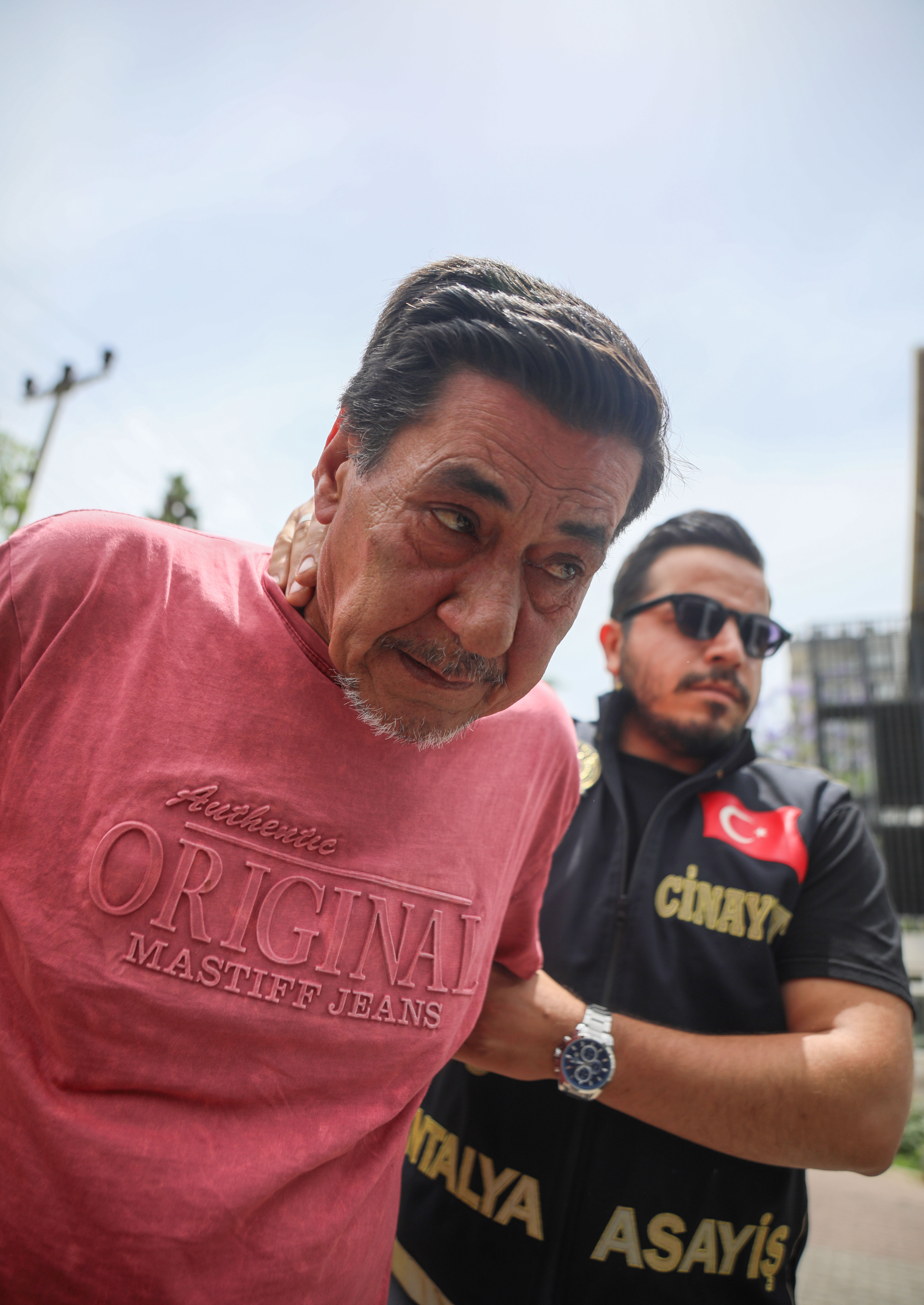 Oğlunu 37 bıçak darbesiyle öldüren babaya müebbet