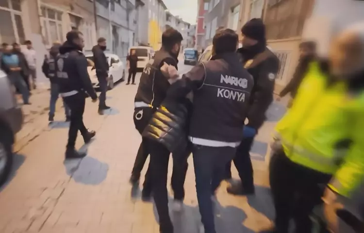 Konya Merkezli Dev Siber Operasyon: 16 Tutuklama!