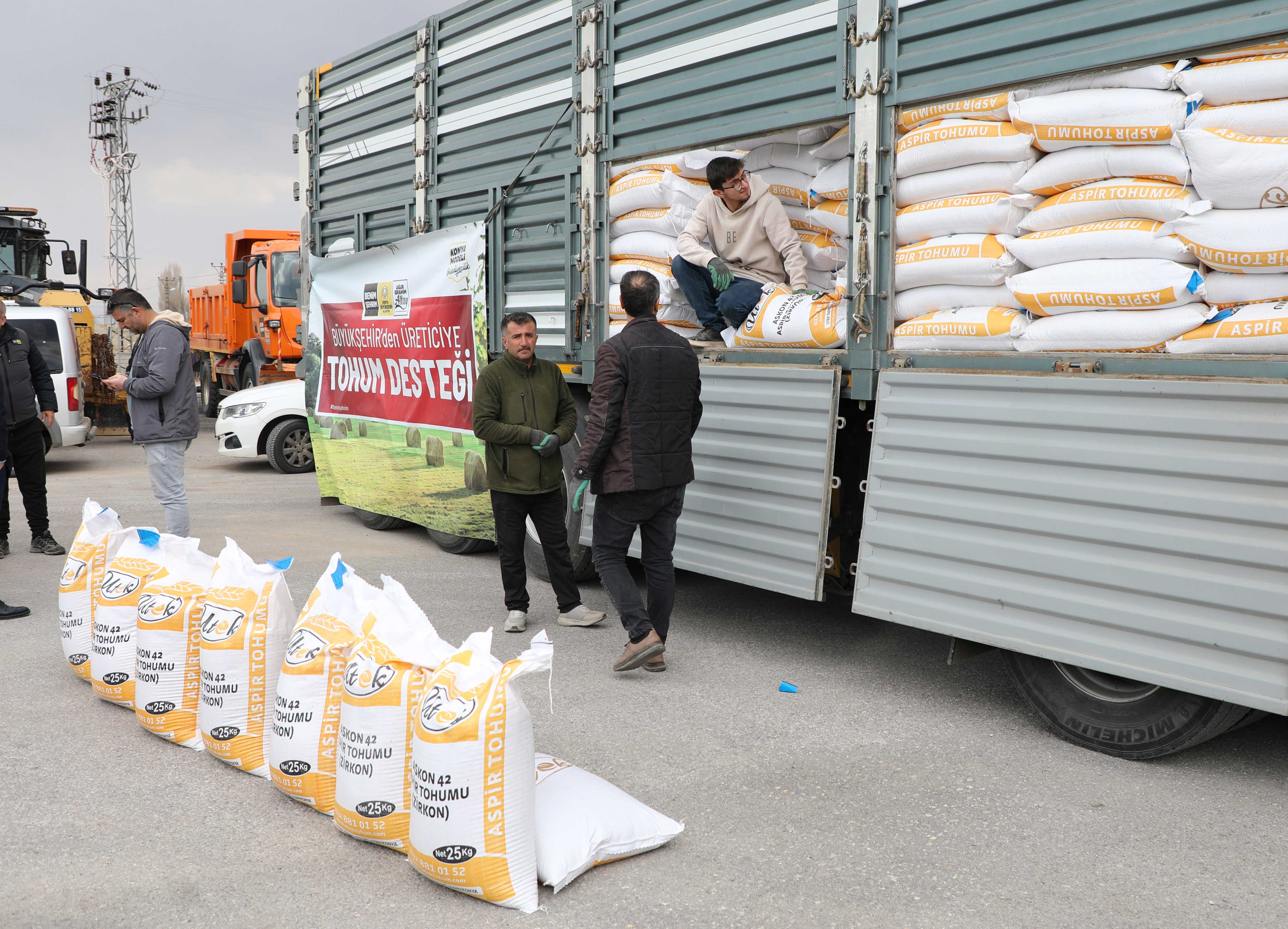 BAŞKAN ALTAY: “YÜZDE 50 HİBELİ ASPİR TOHUMU DESTEĞİMİZ ÇİFTÇİMİZ İÇİN BEREKETLİ OLSUN”