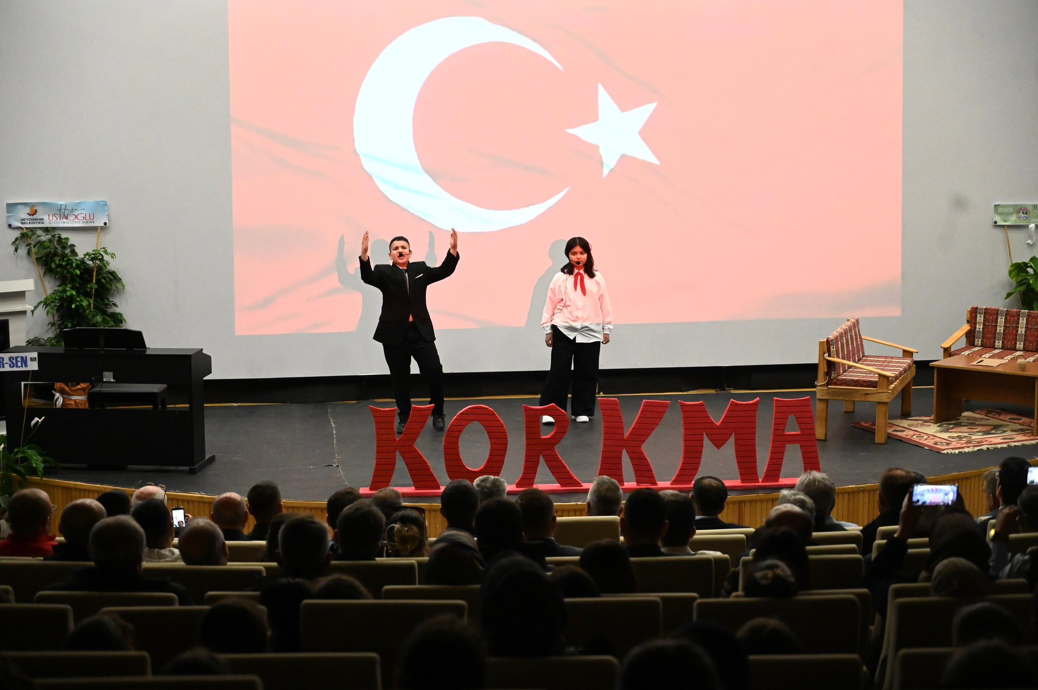 SEYDİŞEHİR’DE İSTİKLAL COŞKUSU: İhsan Tekin Ortaokulu’ndan Anlamlı Program