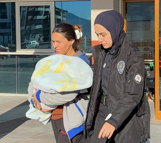 Seydişehir’de Narkotik Operasyonu: Uyuşturucuyu Bebek Bezine Gizlemişler!