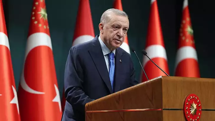 Cumhurbaşkanı Erdoğan: "Öğretmene Kalkan El, Geleceğimize Vurulmuş Bir Hançerdir"