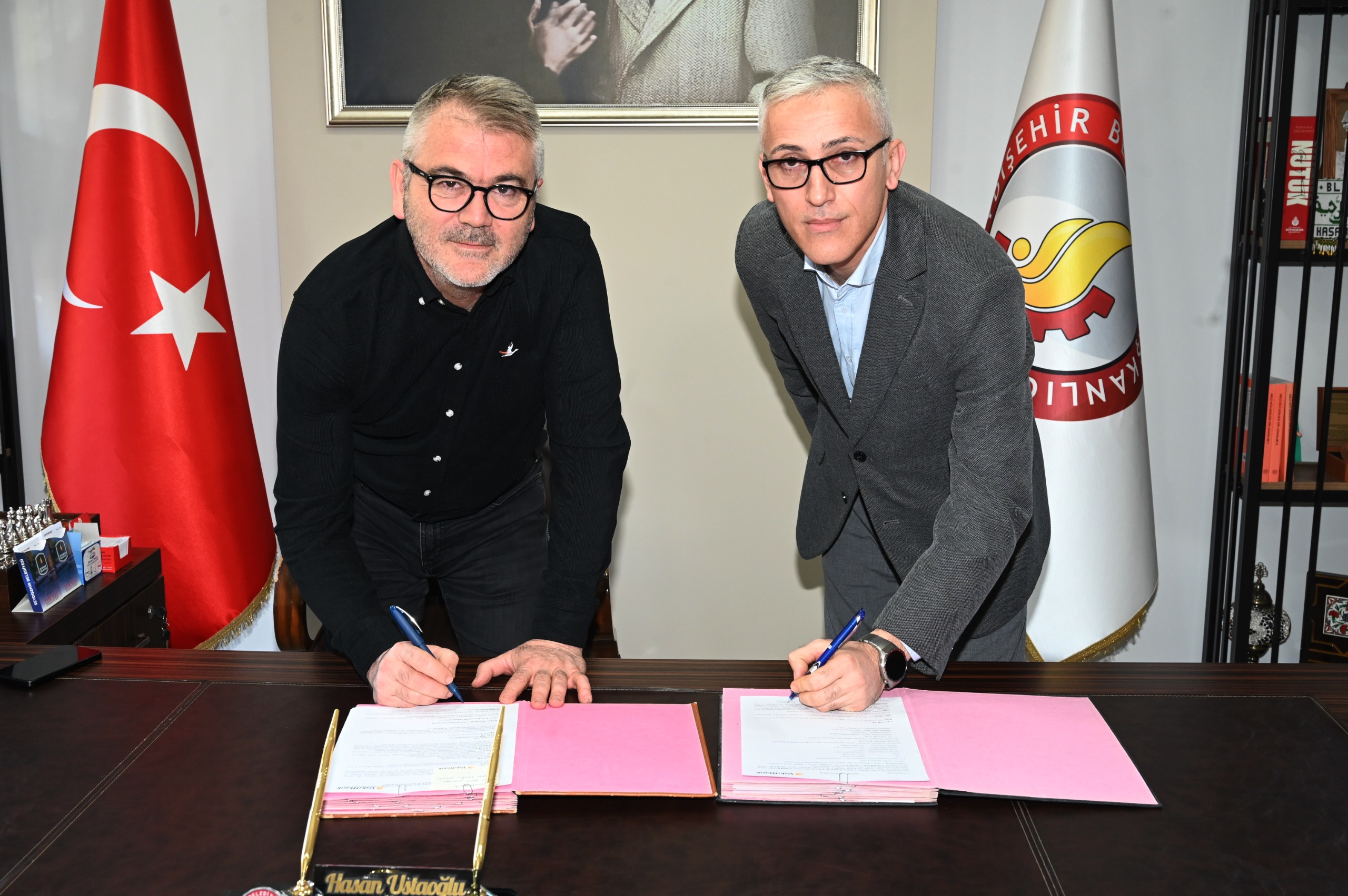 SEYDİŞEHİR BELEDİYESİ VE VAKIFBANK ARASINDA SOSYAL YARDIM İŞBİRLİĞİ PROTOKOLÜ İMZALANDI