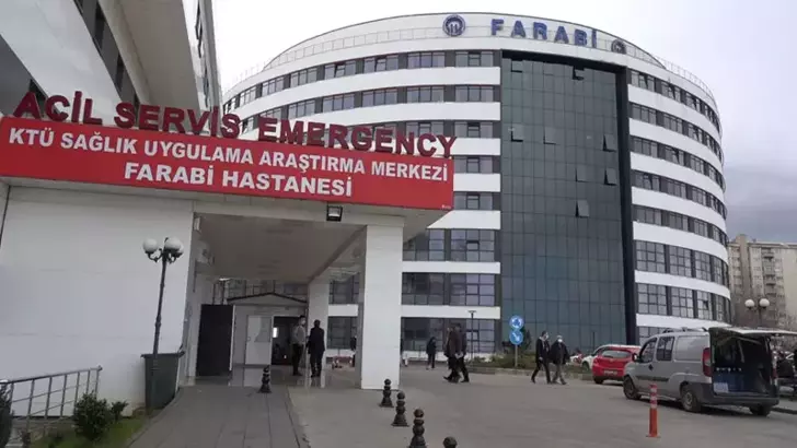 Trabzon - Bıçaklı kavgada yaralandı, kaldırıldığı hastanede tabancayla vuruldu