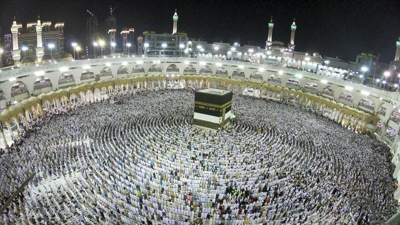 Suudi Arabistan’da Hac Öncesi Sıkı Denetim: Mekke’ye Girişler İzne Bağlandı