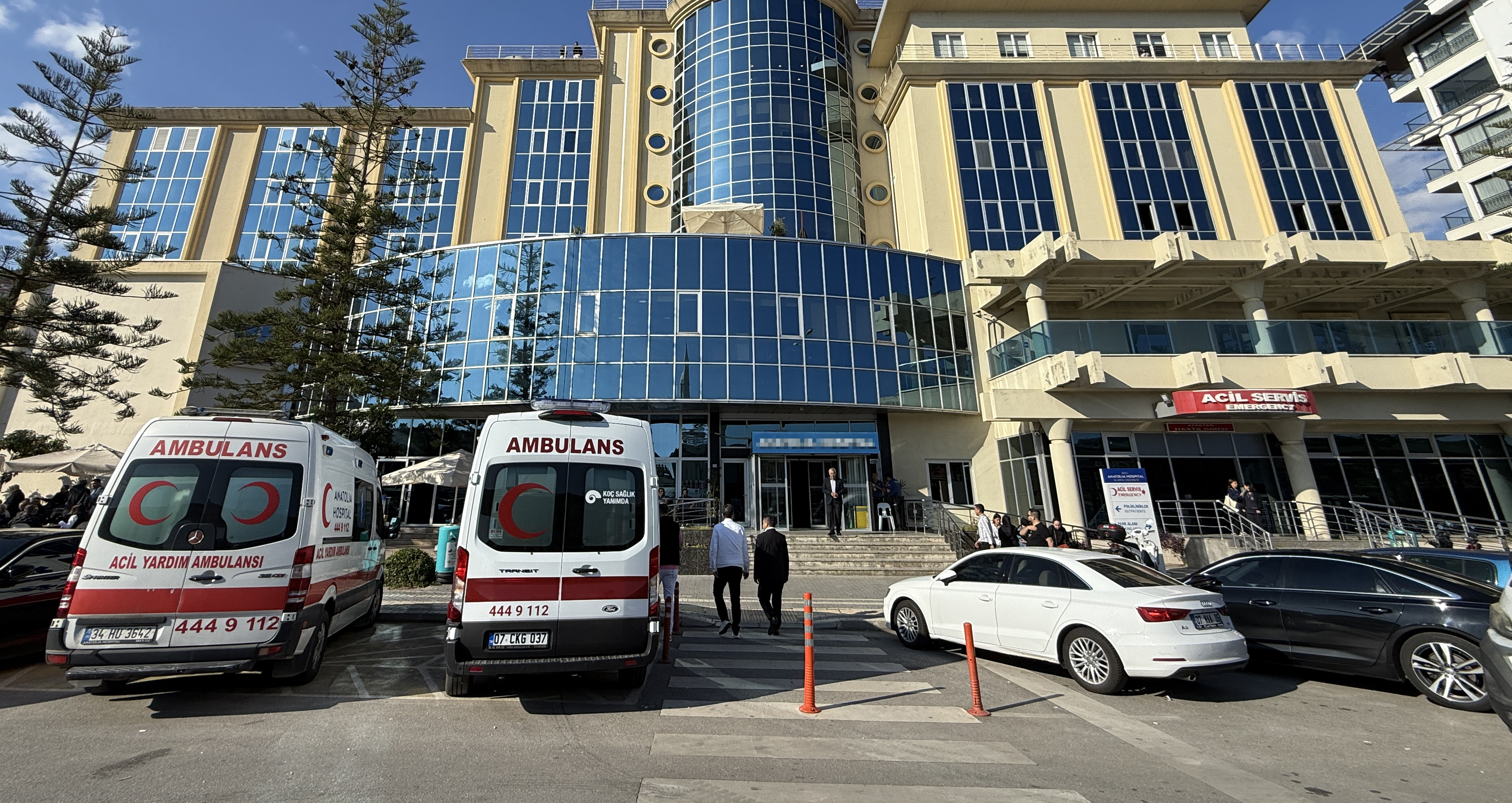 Eski bakan Çavuşoğlu'nun kardeşi, ofisinde silahla vurulmuş halde bulundu