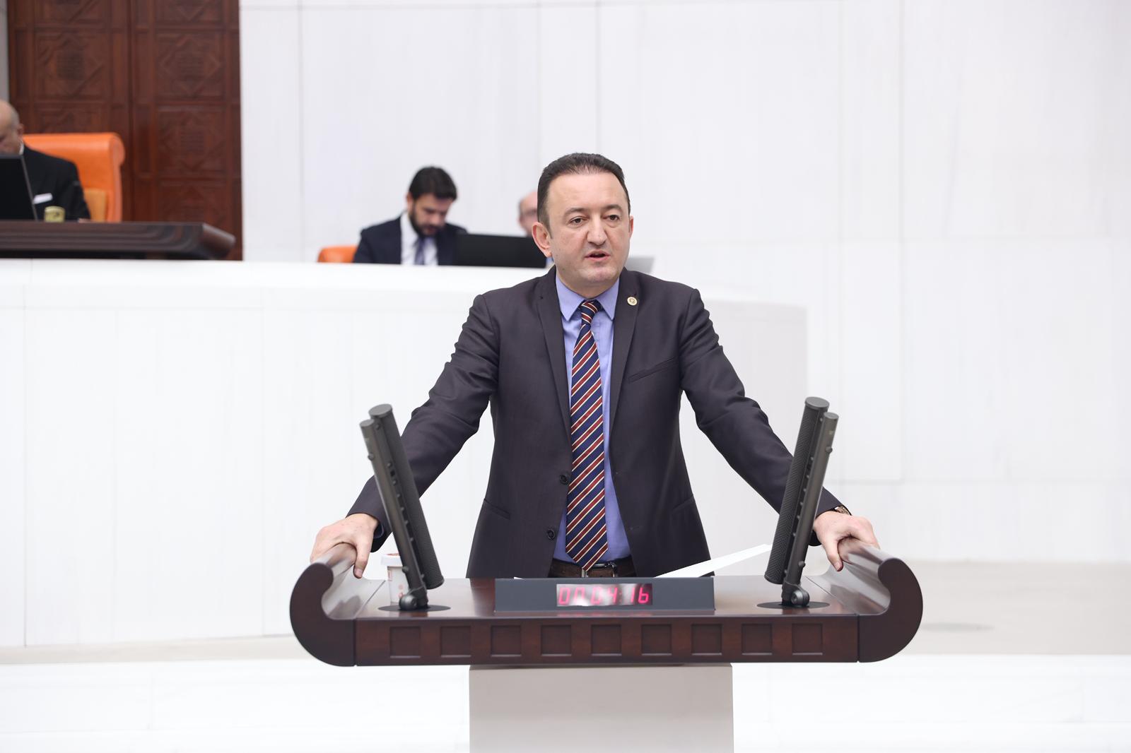 CHP Konya Milletvekili Barış Bektaş: Türkiye'nin ormanlarının, su kaynaklarının ve biyolojik çeşitliliğinin yok edilmesi ihanettir