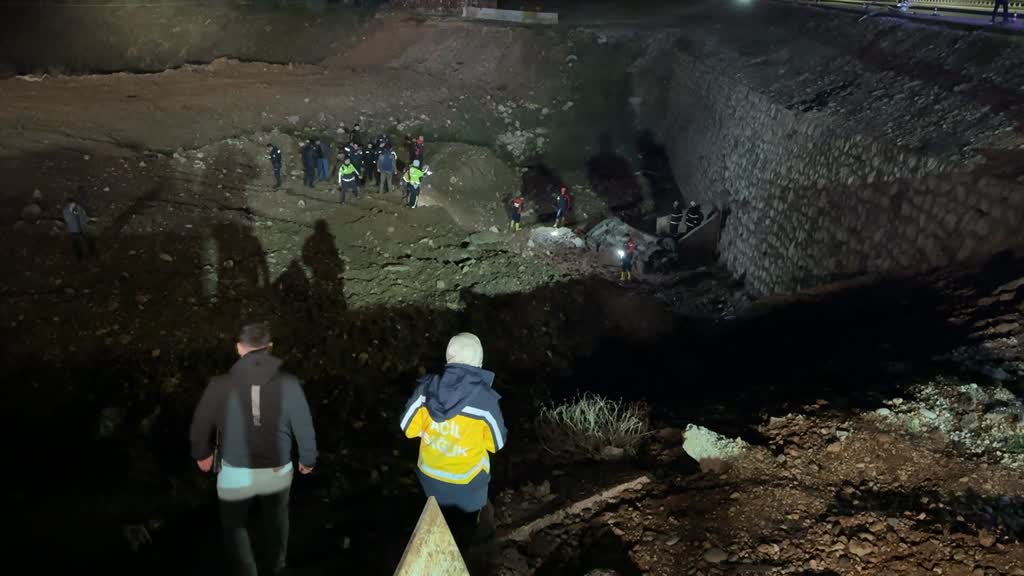 ADIYAMAN - Polis memuru trafik kazasında hayatını kaybetti