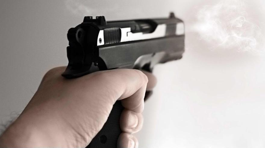 Afyonda Oğlunu döven kişiyi silahla öldürdü