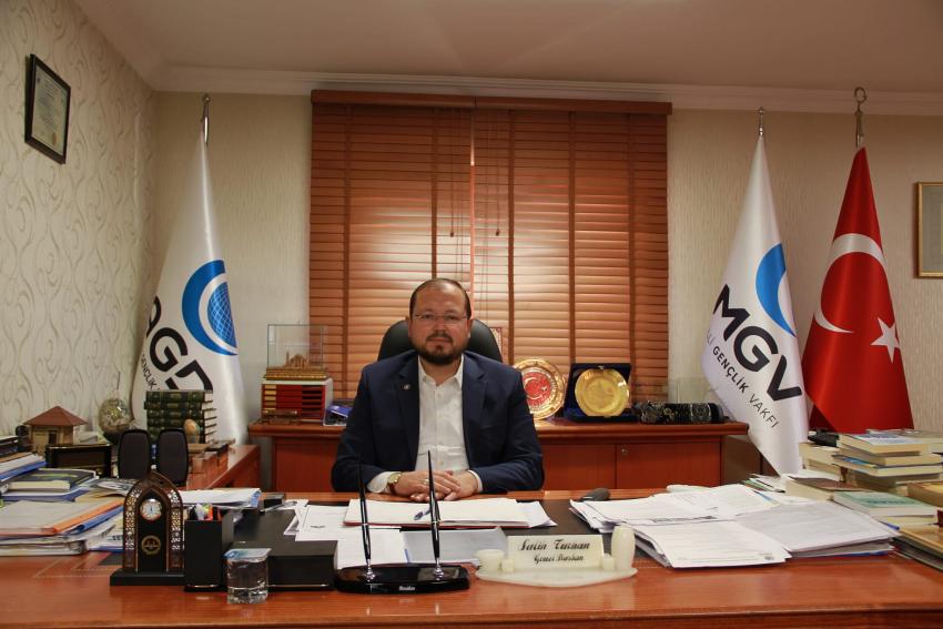 AGD: MİLLETİMİZ SİYONİST GÜÇLERİN DARBE GİRİŞİMİNE DUR DEMİŞTİR!