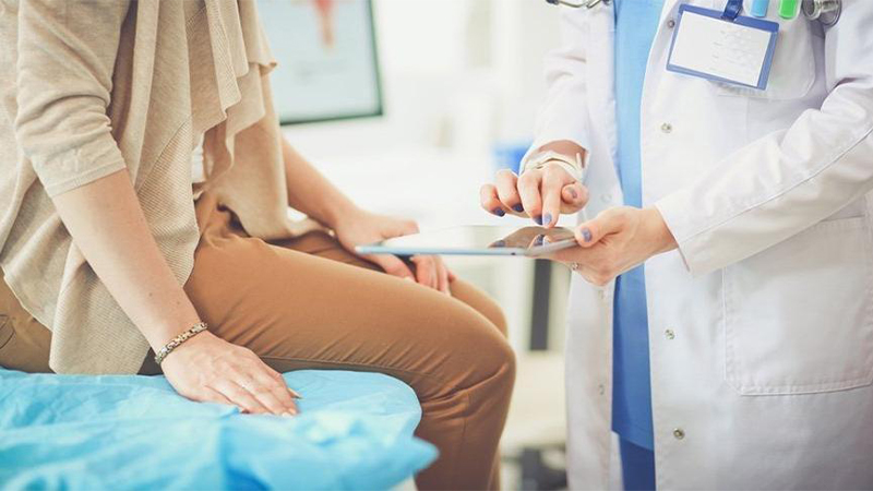 Aile hekimlerinin teşvik ödemeleri günlük muayene sayısına göre olacak.