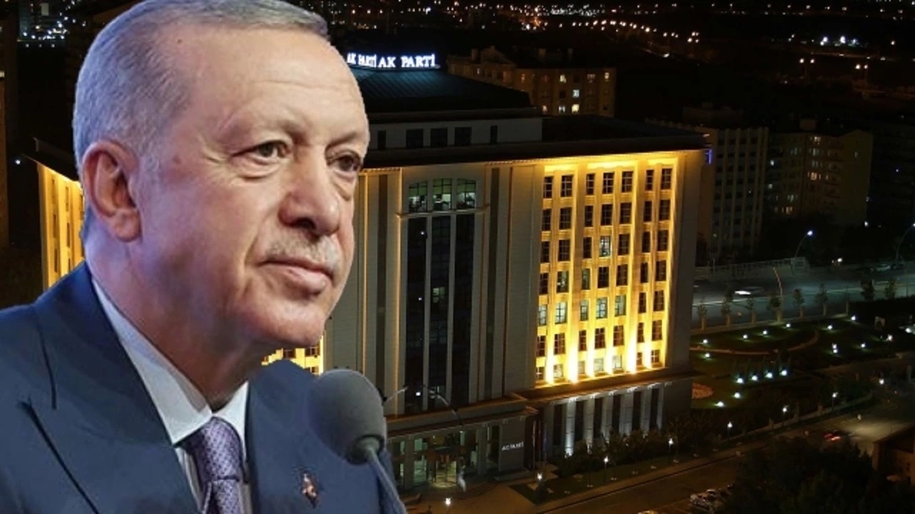 AK Parti'de adaylar belirleniyor: 7 bin kişi gelecek telefonu bekliyor