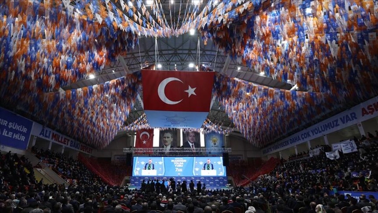 AK Parti’de kongre günü! Cumhurbaşkanı Erdoğan yeni 'A Takımı'nı oluşturacak