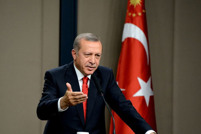 AK Parti'de yerel seçim çalışmalarının stardı verildi.