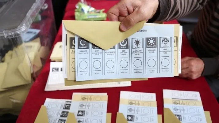 AK Parti son anketi açıkladı! Başkan Erdoğan'ın oy oranları zirveye ulaştı