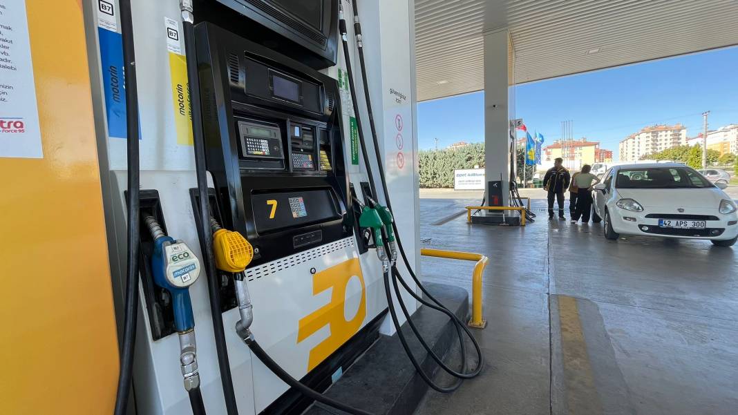 Akaryakıt fiyatlarında çifte indirim!