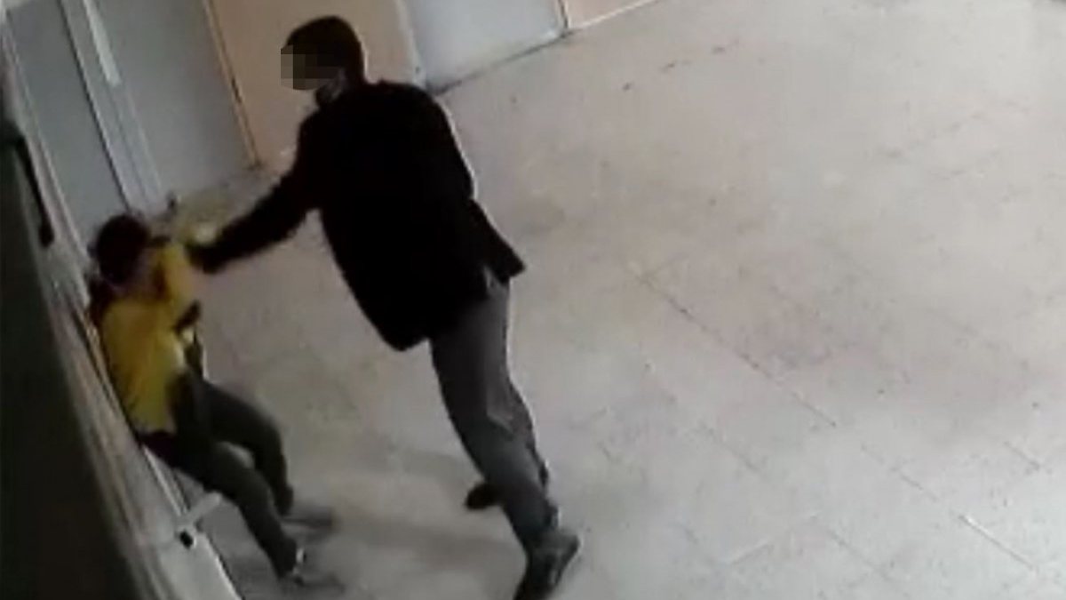 Aksaray'da darbettiği öğrencisinin babasıyla tartışan eski öğretmene uzaklaştırma kararı