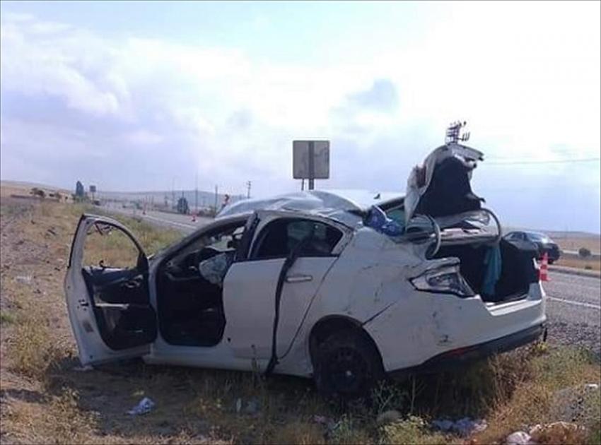  Aksaray'da şarampole devrilen otomobilde 1 kişi öldü, 2 kardeşi yaralandı