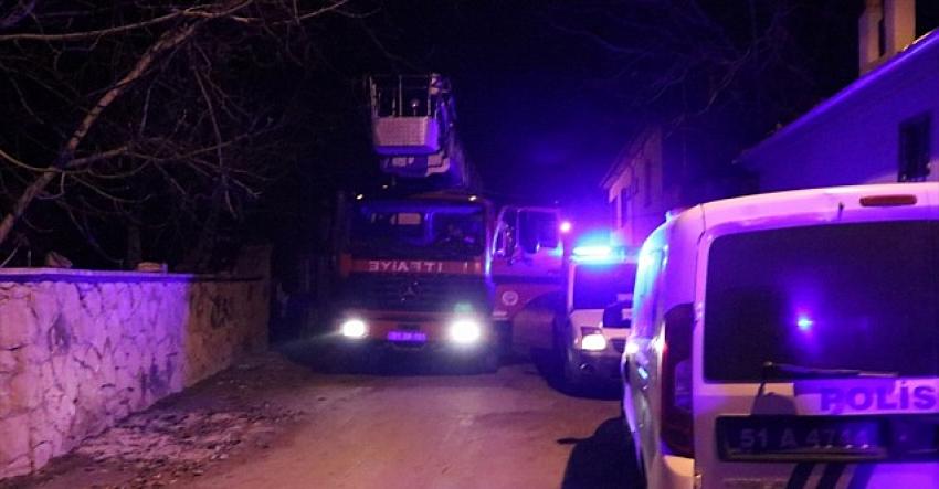 Aksaray'da uyuyan eşini bıçakla yaralayan koca tutuklandı