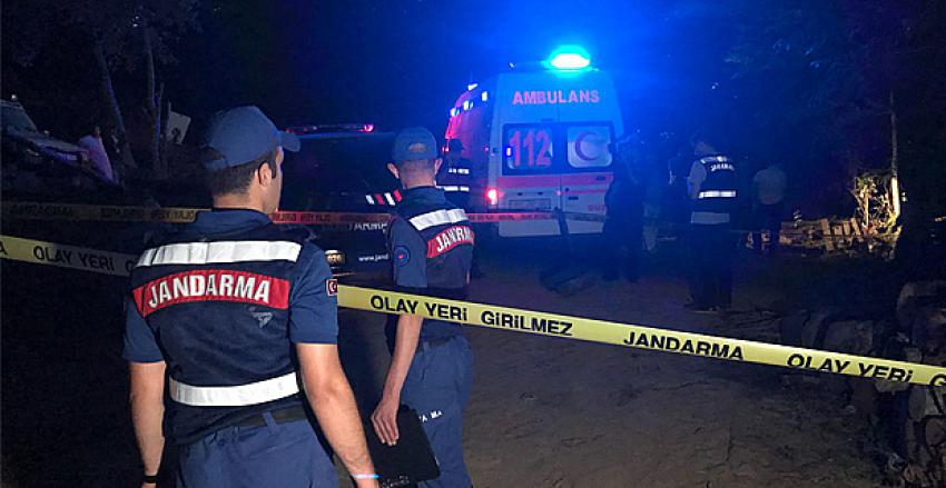 Aksaray'da yol verme kavgası: Sürücüyü dövüp babasını bıçaklayarak öldürdüler