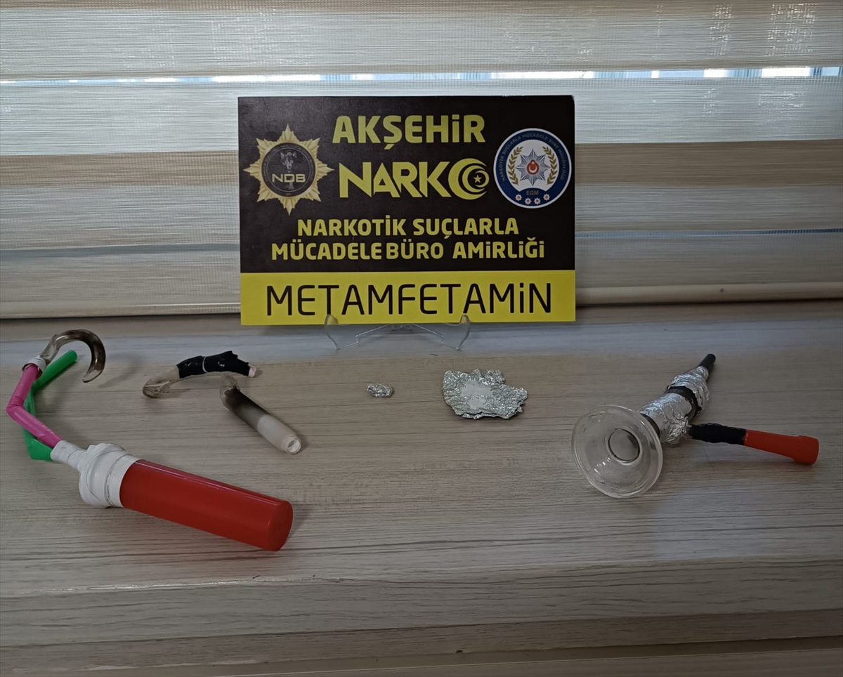 Akşehir’de polisin düzenlediği uyuşturucu operasyonunda 5 kişi gözaltına alınd