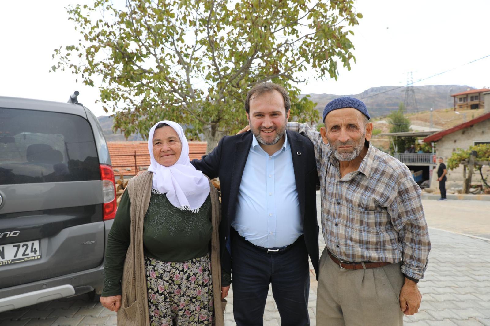 Akseki Belediye Başkanı İbrahim Özkan  7’den 70’e ilçede yaşayanların gönüllerine girmeye devam ediyor.