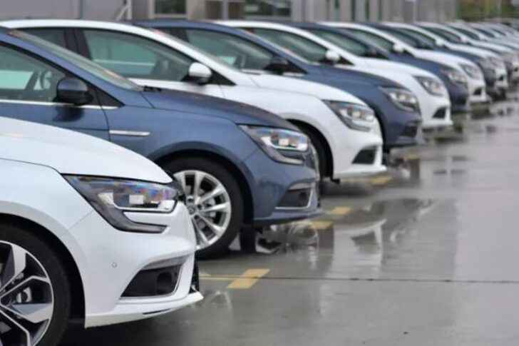 Al-sat'çılara kötü  haber : Otomobil fiyatlarında düşüş başladı!