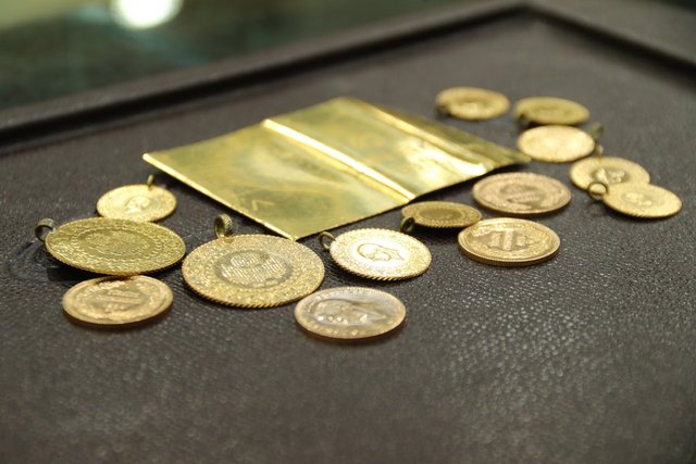 Altın bin lirayı aştı! Gram altın ve çeyrek altın fiyatlarında son durum ne?