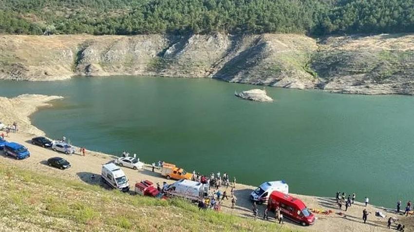 Amasya'da gölette kaybolan 5 kişilik aileden  cesedine ulaşıldı