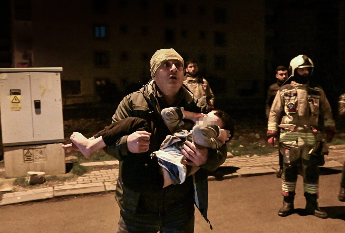 ANKARA - Babasının silahla rehin aldığı 7 yaşındaki çocuk kurtarıldı