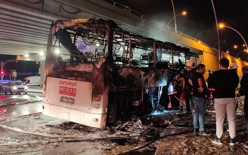 Ankara'da yolcu otobüsü yandı: 1 ölü, 20 yaralı