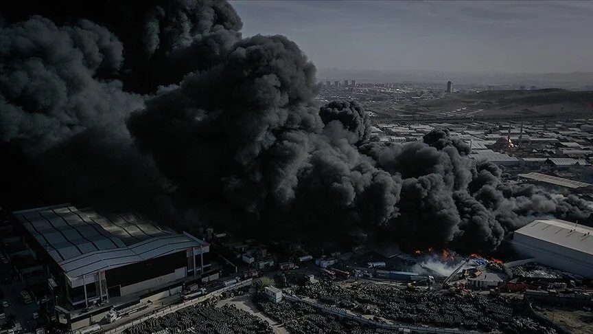 Ankara Hurdacılar Sanayi Sitesi'nde yangına Konya itfaiyesinden destek