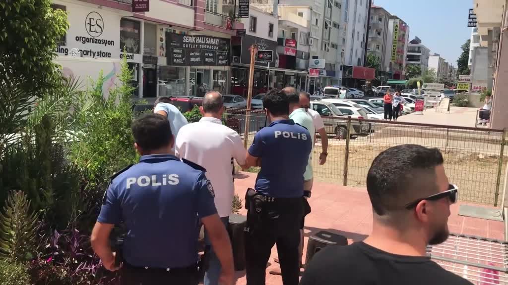 Antalya'da sokakta fenalaşan harita mühendisi hayatını kaybetti