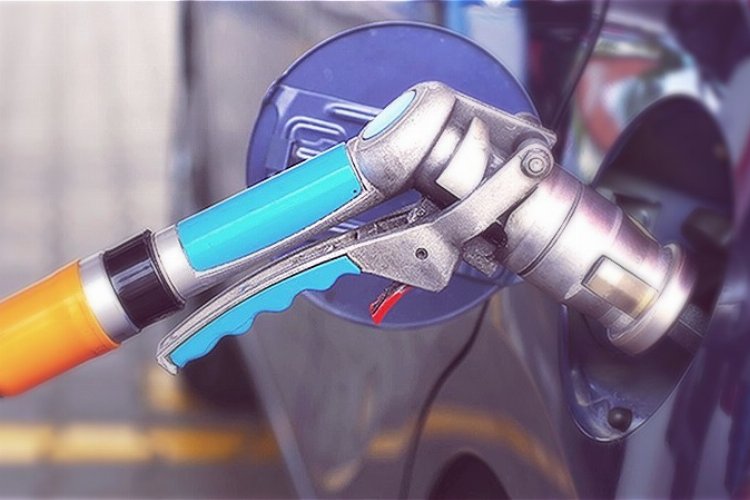 Araç sahipleri dikkat! Bu gece yarısından itibaren LPG'ye 30 kuruş zam gelmesi bekleniyor
