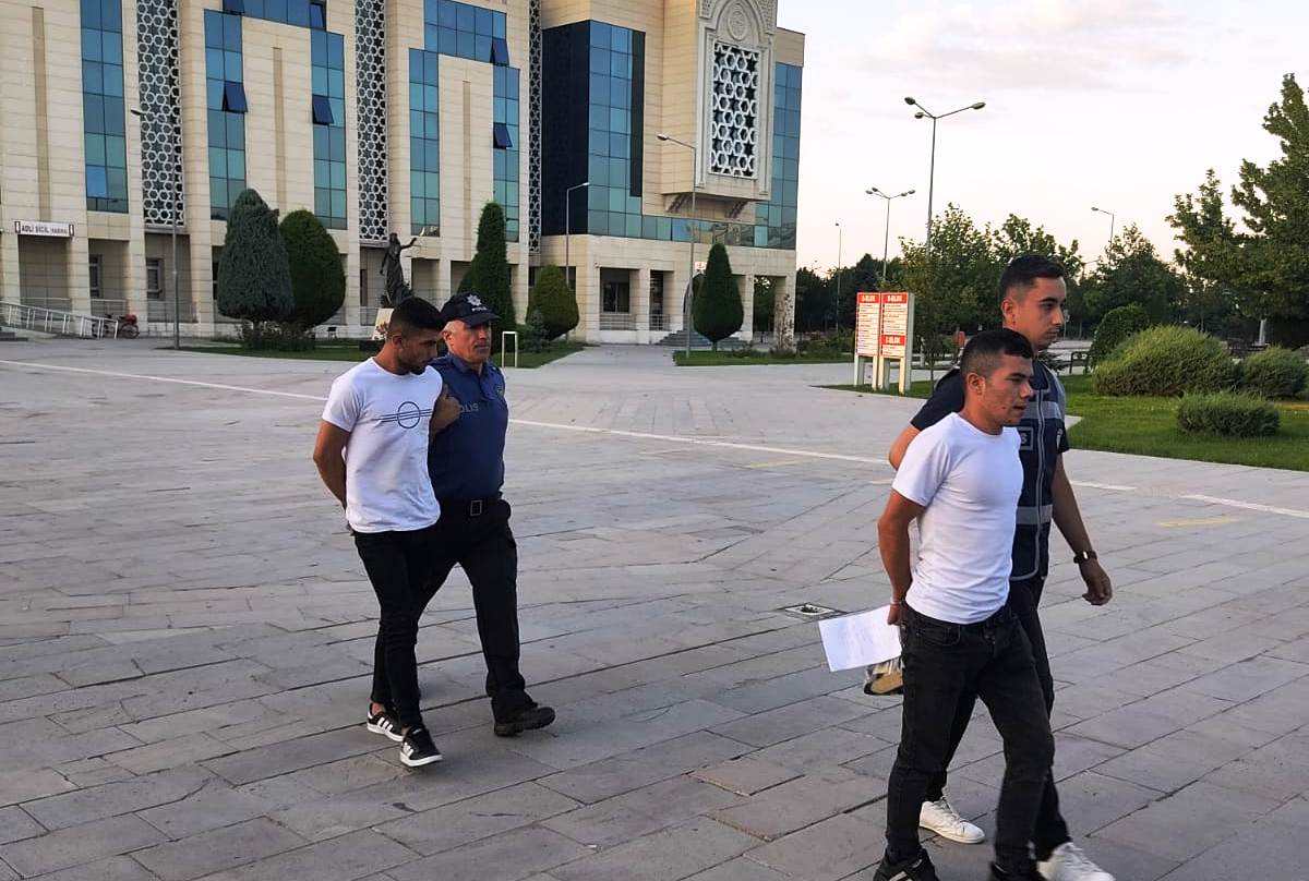 ATIK KİMYASAL MADDELERİ ŞEHRİN FARKLI YERLERİNE DÖKEN ŞAHISLAR YAKALANARAK TUTUKLANDI