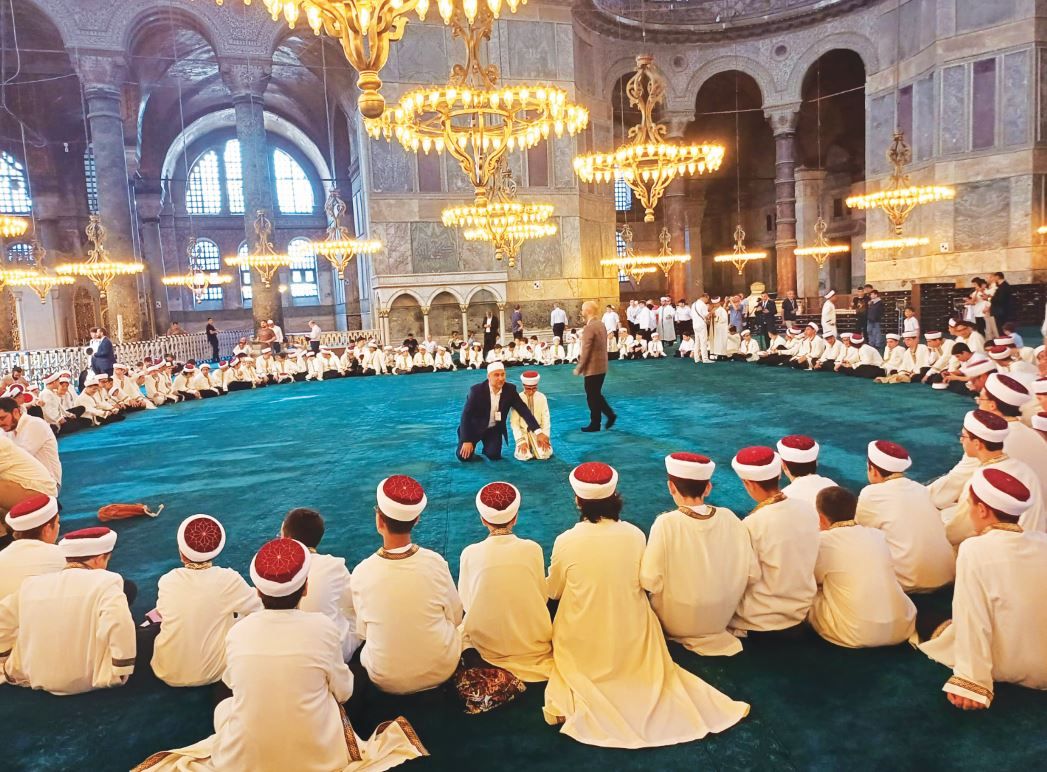 Ayasofya'da 180 hafız icazet aldı