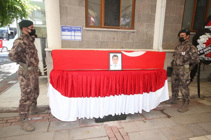  Aydın'da boğulan Beyşehirli polis memuru son yolculuğuna uğurlandı