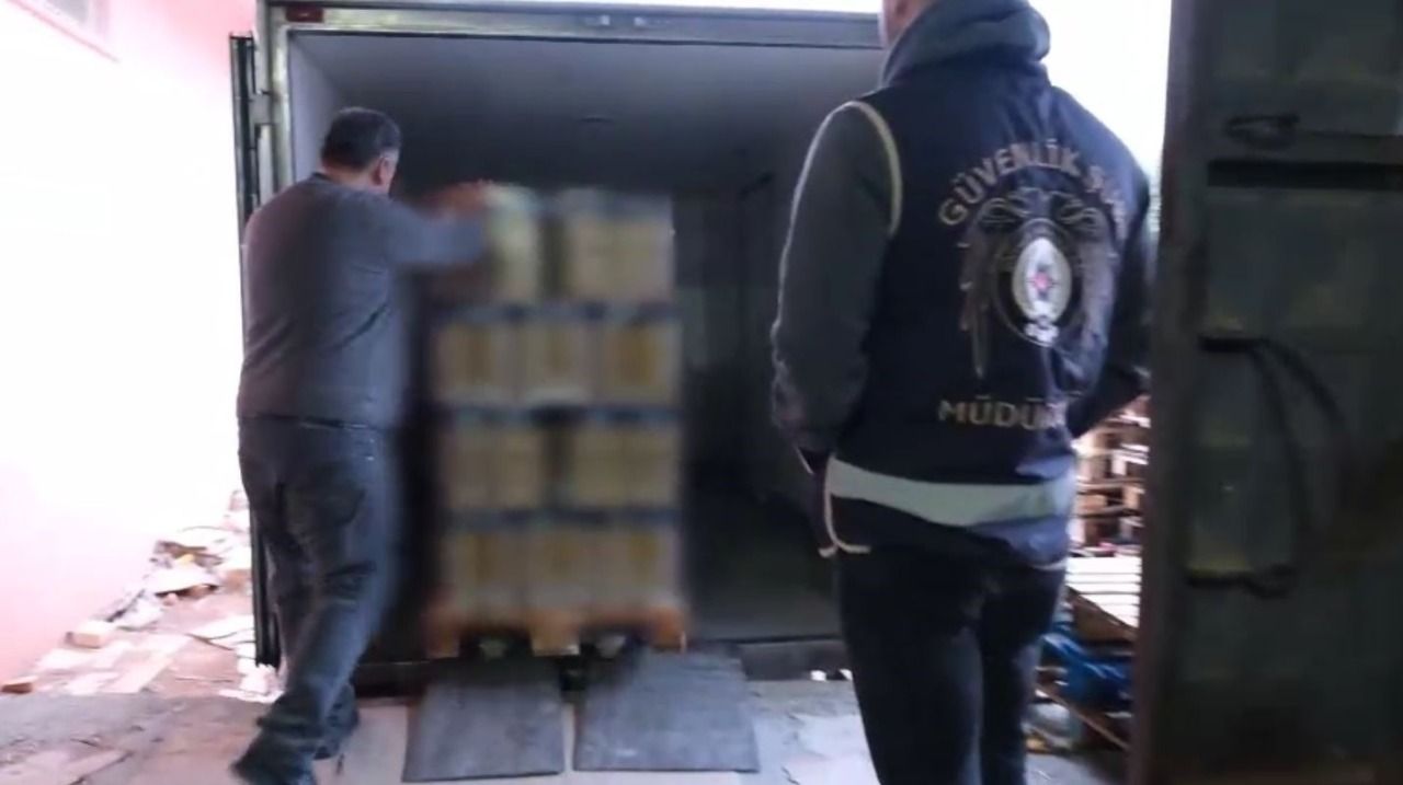 Aydın'da sahte zeytinyağı operasyonu: 11 ton ele geçirildi!