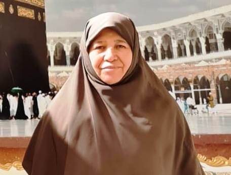 Azmin  Zafer  Öyküsü ;  Konyalı Neşe İnanır, 63 yaşında hafız oldu